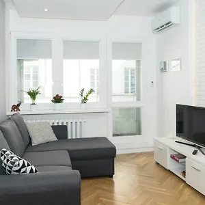  Apartment Old Town Grand Theatre 2